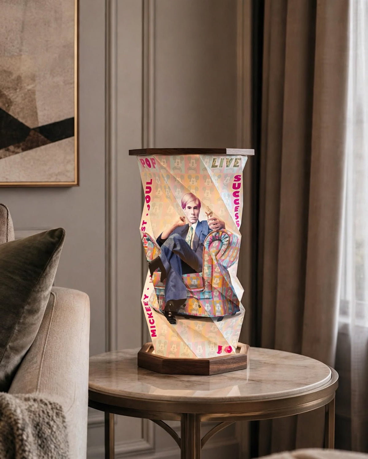 Warhol Pink Icon Chair - Lamp